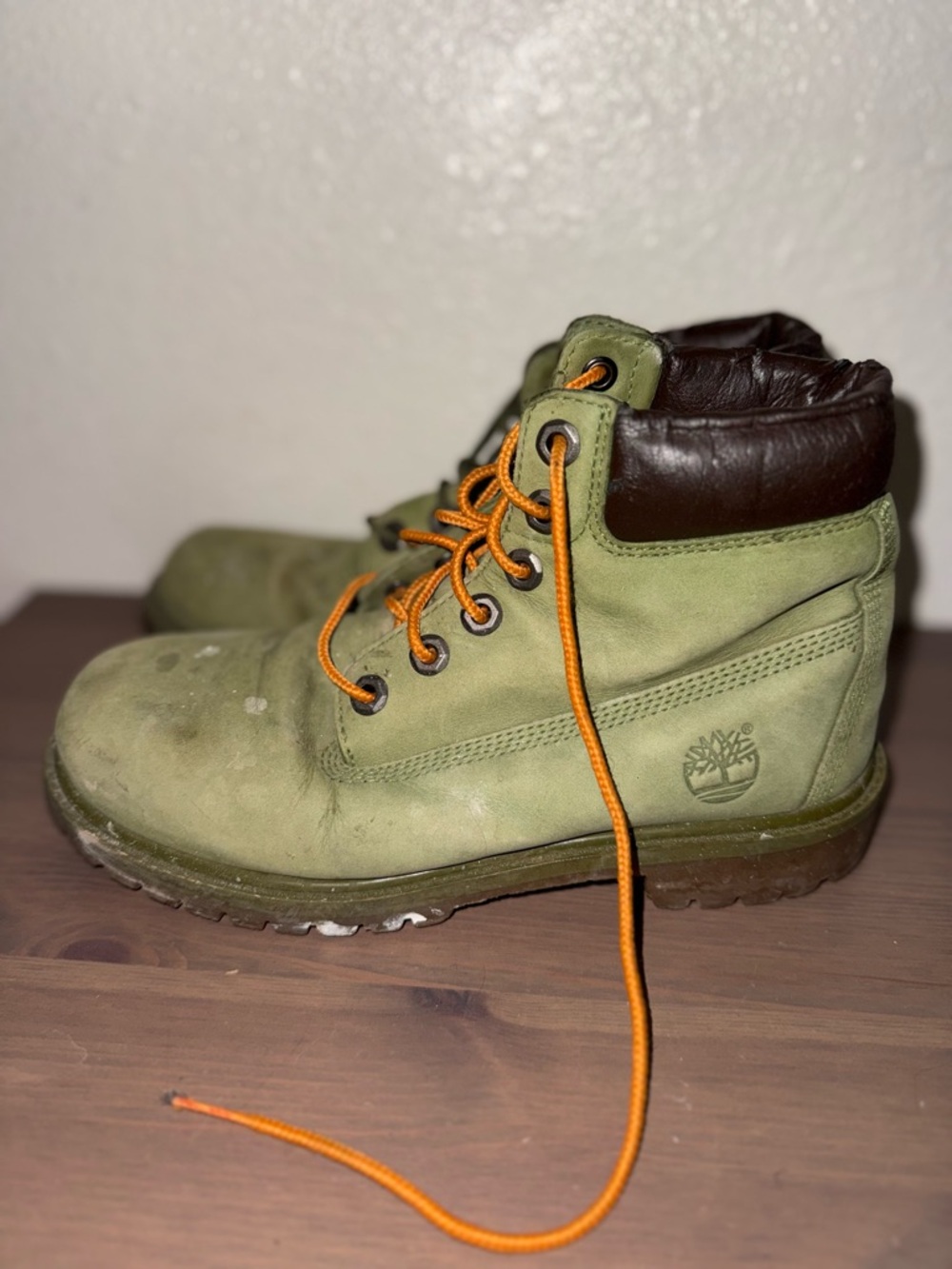 Timberland Boys Olive Green Boots with Orange Laces